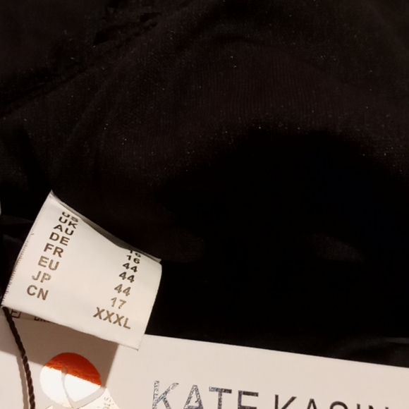 Dress - Picture 6 of 6